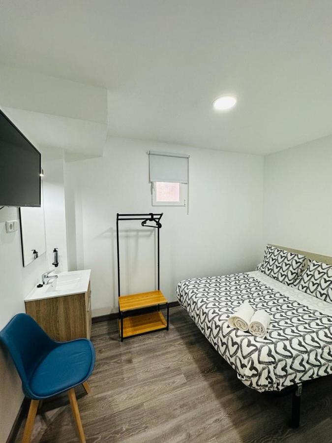 Hospedaje Nueva Numancia マドリード エクステリア 写真