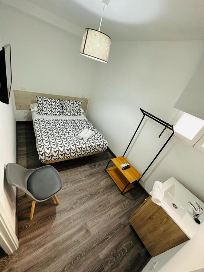 Hospedaje Nueva Numancia マドリード エクステリア 写真
