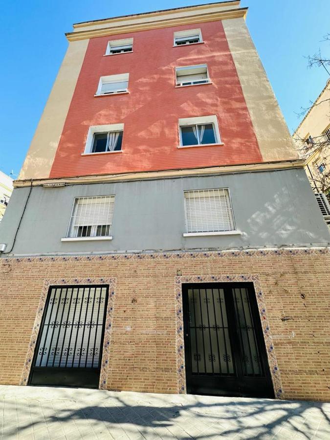 Hospedaje Nueva Numancia マドリード エクステリア 写真
